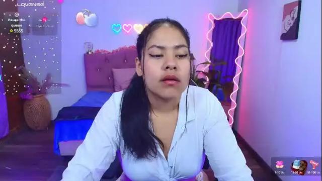 Image 3 of talia_tay Stream on Chaturbate on 23 days ago