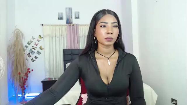 Image 3 of talianamoreno Stream on Chaturbate on 11 days ago