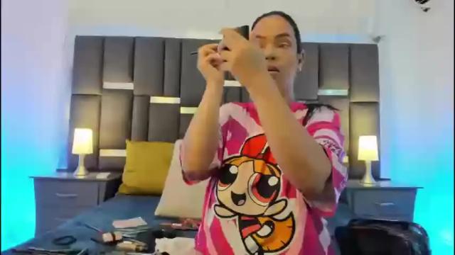 Image 6 of talianavega Stream on Chaturbate on 1 month ago