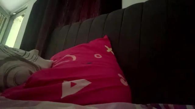 Image 8 of talianavega Stream on Chaturbate on 1 month ago