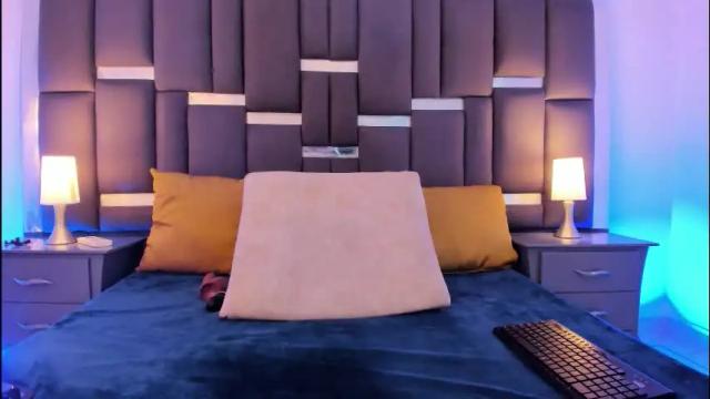 Image 8 of talianavega Stream on Chaturbate on 1 month ago