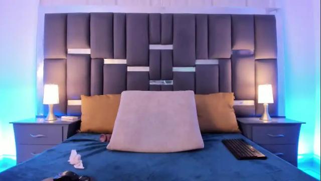 Image 11 of talianavega Stream on Chaturbate on 28 days ago