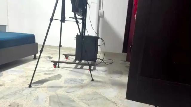 Image 4 of talianavega Stream on Chaturbate on 1 month ago