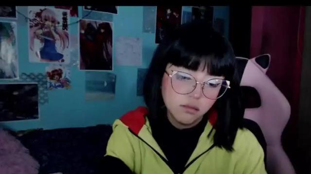 Image 12 of tamako_kitty_ Stream on Chaturbate on 19 months ago