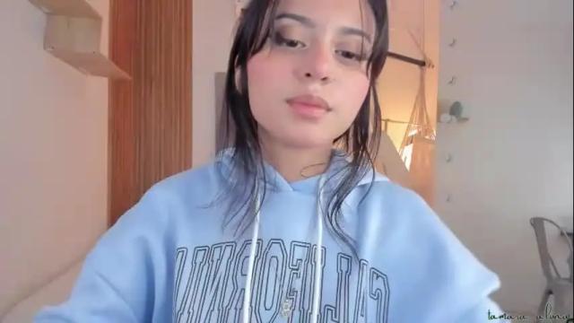 Thumbnail 1, tamara_aluna's Stream at Chaturbate, 1 month ago