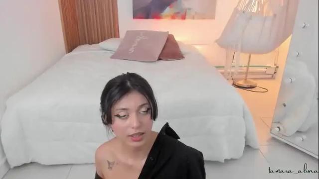 Image 2 of tamara_aluna Stream on Chaturbate on 8 days ago
