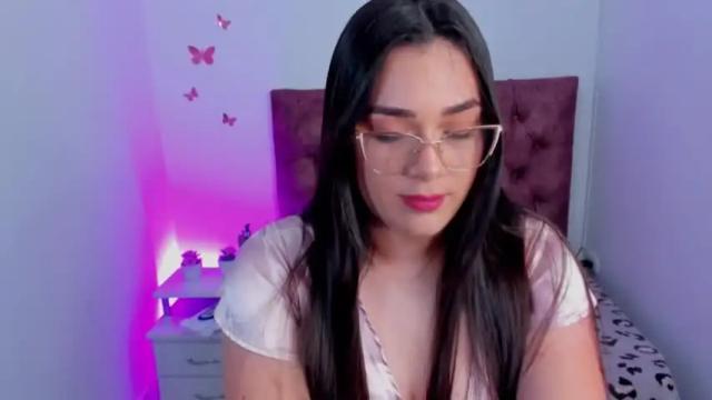 Image 4 of tamara_bella Stream on Chaturbate on 17 months ago