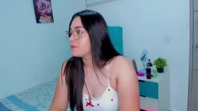 Image 10 of tamara_bella Stream on Chaturbate on 17 months ago