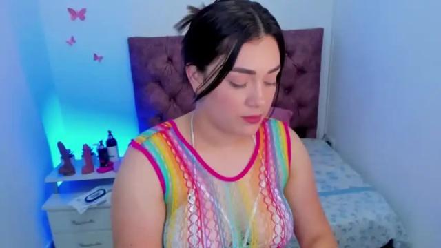 Image 12 of tamara_bella Stream on Chaturbate on 16 months ago