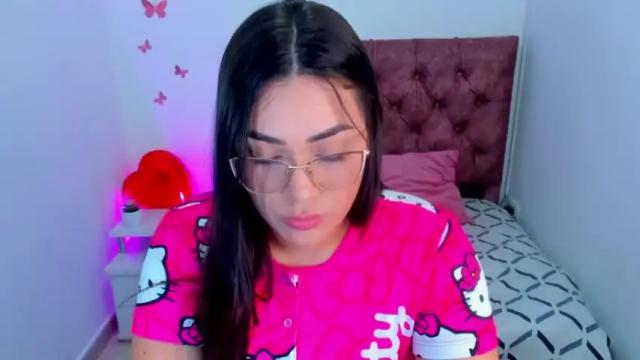 Image 11 of tamara_bella Stream on Chaturbate on 16 months ago