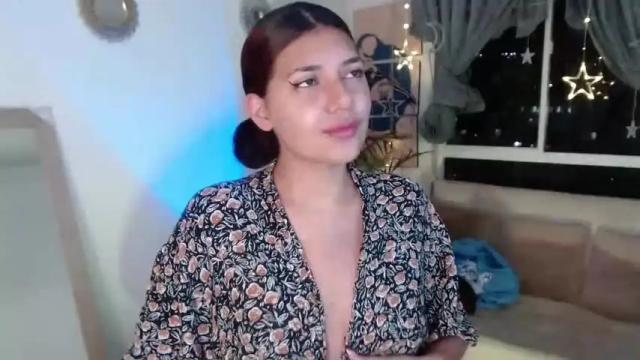 Image 2 of tamara_daniels Stream on Chaturbate on 15 months ago