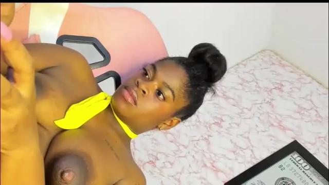 Image 12 of tamara_lubez Stream on Chaturbate on 1 month ago