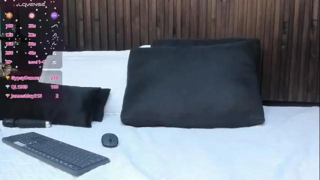 Image 4 of tamara_milf_ Stream on Chaturbate on 2 months ago