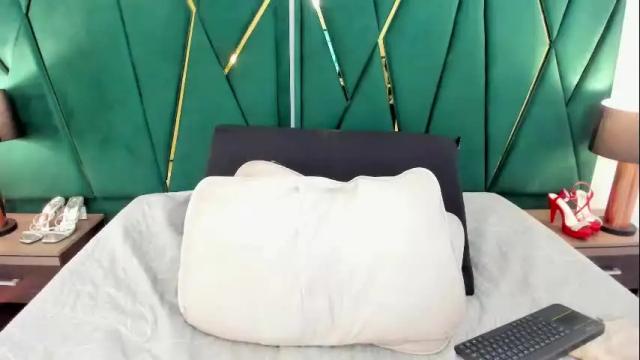 Image 3 of tamara_myller1 Stream on Chaturbate on 11 days ago