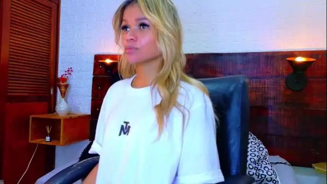 Image 4 of tamara_sanz1 Stream on Chaturbate on 1 month ago