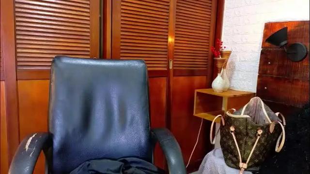 Image 3 of tamara_sanz1 Stream on Chaturbate on 21 days ago
