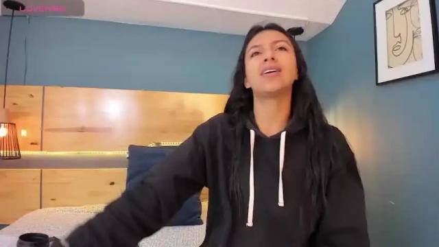 Image 4 of tamaraakins Stream on Chaturbate on 13 months ago