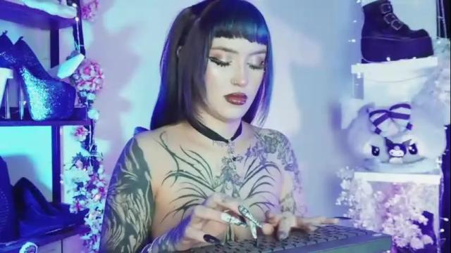 Image 12 of tamaracampell Stream on Chaturbate on 3 months ago