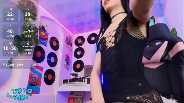 Image 6 of tamarafoxy_ Stream on Chaturbate on 1 month ago