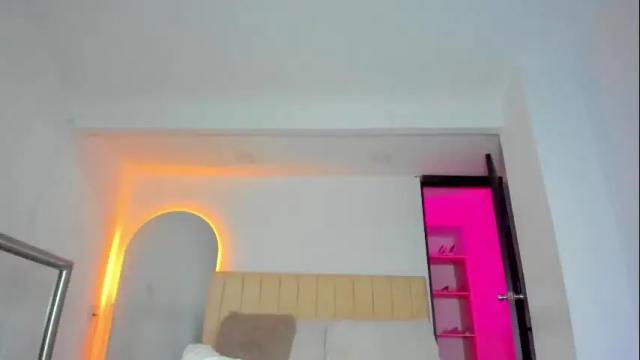 Image 8 of tamarajons Stream on Chaturbate on 1 month ago