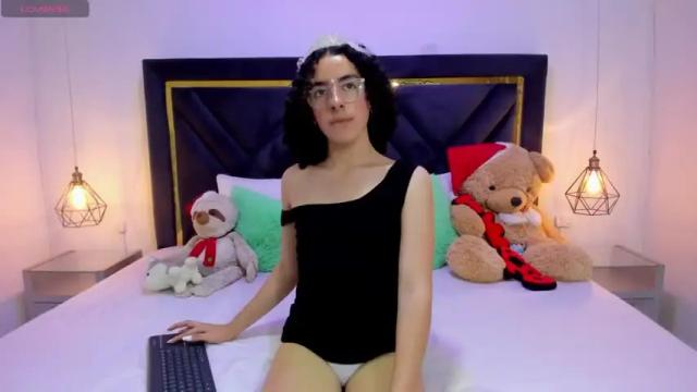 Image 12 of tamaralemick Stream on Chaturbate on 18 months ago