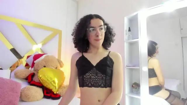 Image 4 of tamaralemick Stream on Chaturbate on 17 months ago