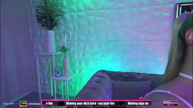 Image 2 of tamaramilano Stream on Chaturbate on 17 days ago