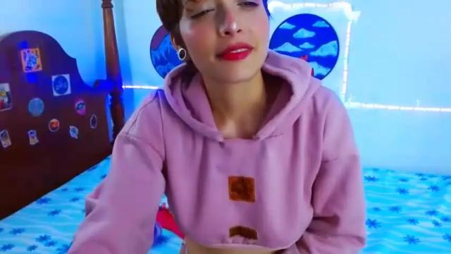 Image 10 of tamararoar Stream on Chaturbate on 15 months ago