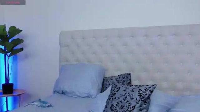 Image 8 of tamarrafox Stream on Chaturbate on 16 months ago