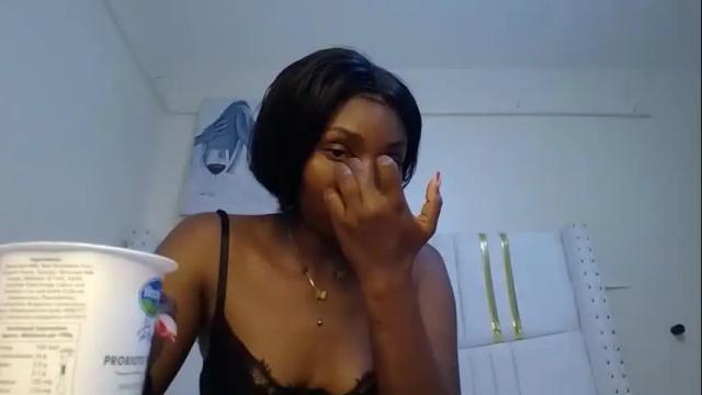 Image 8 of tamia538235 Stream on Chaturbate on 2 months ago