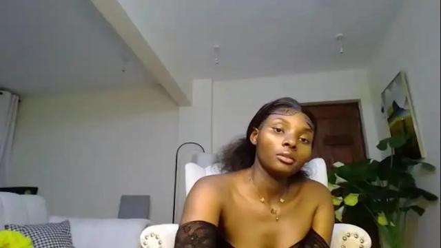 Image 11 of tamia538235 Stream on Chaturbate on 16 days ago