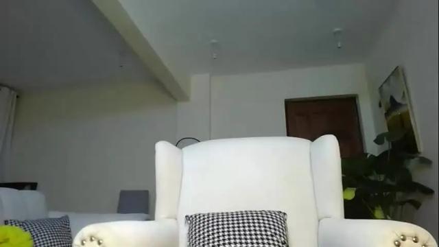 Image 3 of tamia538235 Stream on Chaturbate on 16 days ago