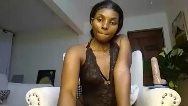 Image 11 of tamia538235 Stream on Chaturbate on 10 days ago