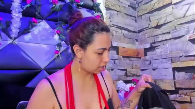 Image 3 of tammy_blackk Stream on Chaturbate on 1 month ago