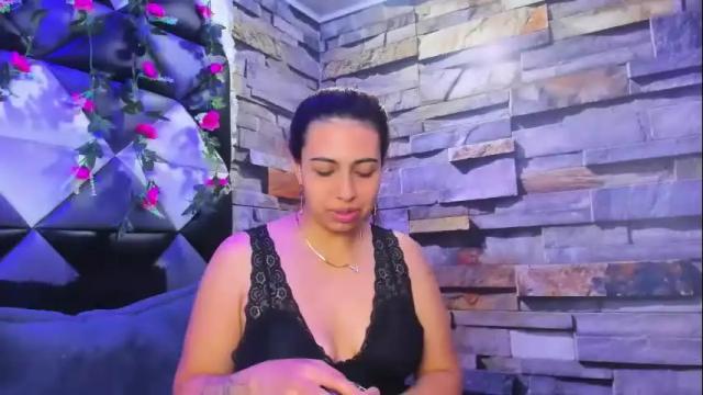 Image 2 of tammy_blackk Stream on Chaturbate on 1 month ago