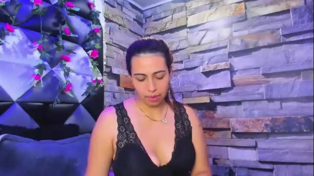 Image 3 of tammy_blackk Stream on Chaturbate on 1 month ago