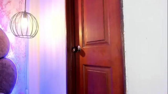 Image 10 of tammy_cute01 Stream on Chaturbate on 1 month ago