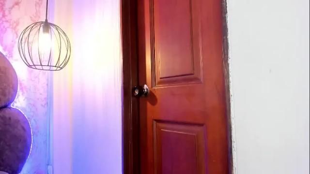 Image 8 of tammy_cute01 Stream on Chaturbate on 1 month ago