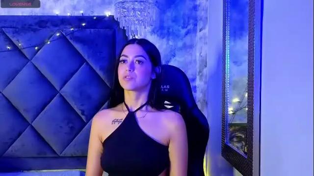 Image 12 of tammy_greyy Stream on Chaturbate on 4 months ago