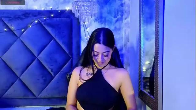 Image 8 of tammy_greyy Stream on Chaturbate on 4 months ago