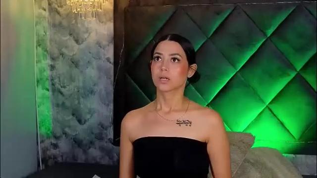 Image 4 of tammy_greyy Stream on Chaturbate on 1 month ago