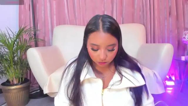 Image 8 of tammyloup Stream on Chaturbate on 14 months ago