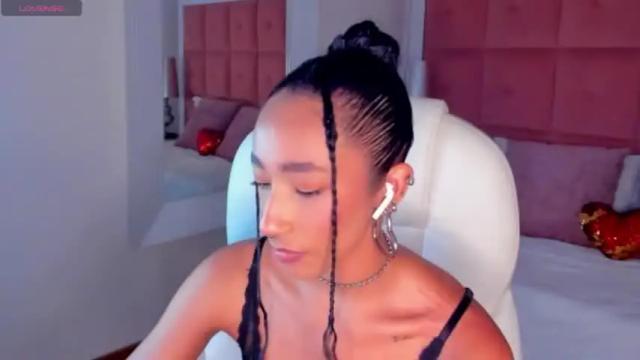Image 10 of tammyrouse Stream on Chaturbate on 13 months ago