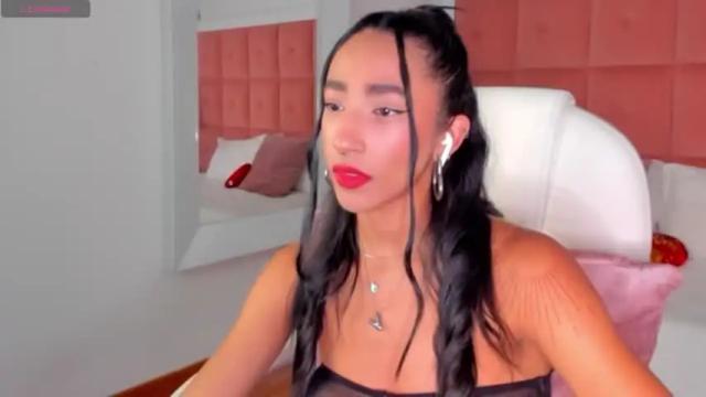 Image 10 of tammyrouse Stream on Chaturbate on 18 months ago