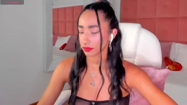 Image 11 of tammyrouse Stream on Chaturbate on 18 months ago