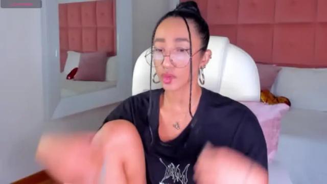 Image 11 of tammyrouse Stream on Chaturbate on 18 months ago