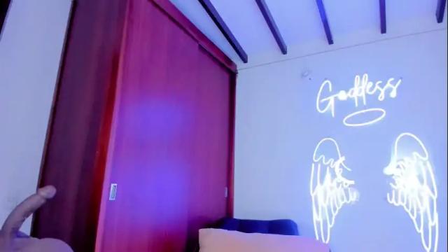 Image 11 of tamy_bennett Stream on Chaturbate on 1 month ago
