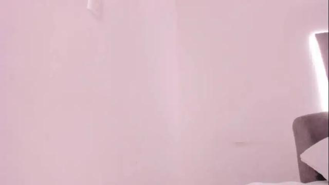 Image 8 of tamy_leen Stream on Chaturbate on 1 month ago
