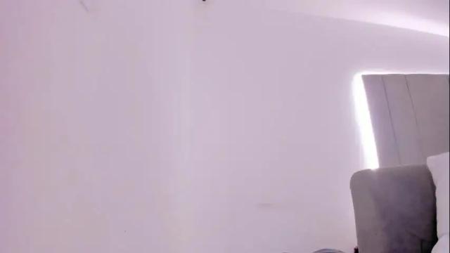 Image 11 of tamy_leen Stream on Chaturbate on 1 month ago