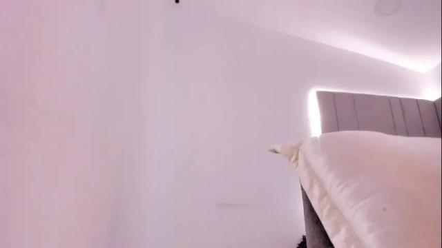Image 10 of tamy_leen Stream on Chaturbate on 3 days ago